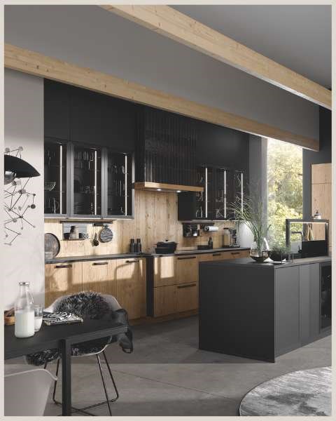 Kitchen Suite modern zwart met hout