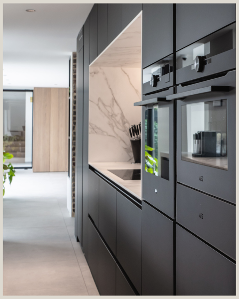 Kitchen Suite Hedendaags Zwart En Marmer